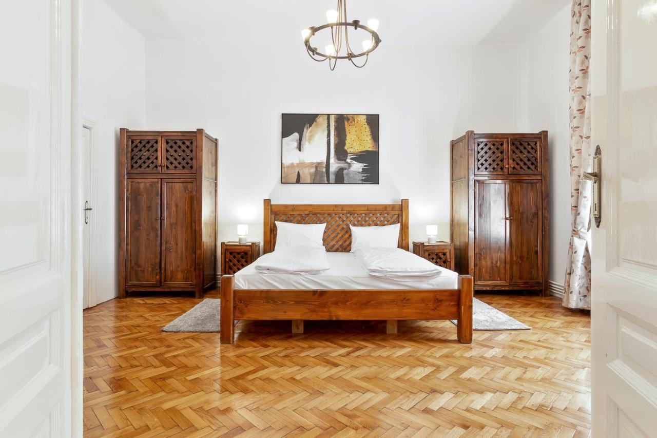 Roman Flat Oradea Dış mekan fotoğraf