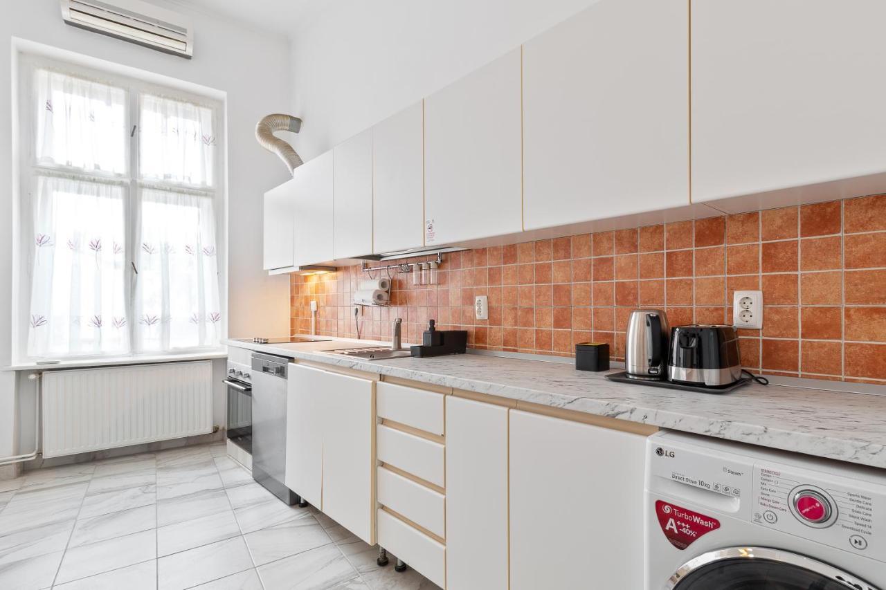 Roman Flat Oradea Dış mekan fotoğraf
